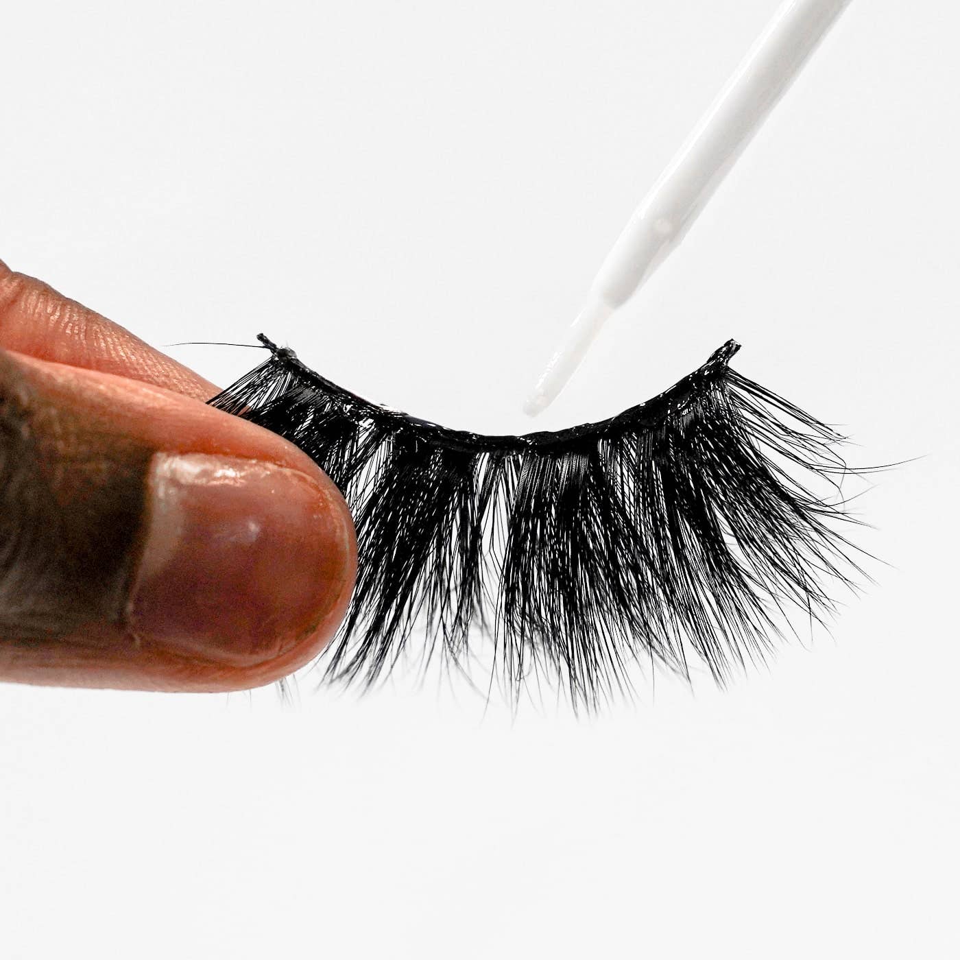 EBIN NEW YORK - GRIP BOND LASH ADHESIVE with ALOE - WHITE / BRUSH