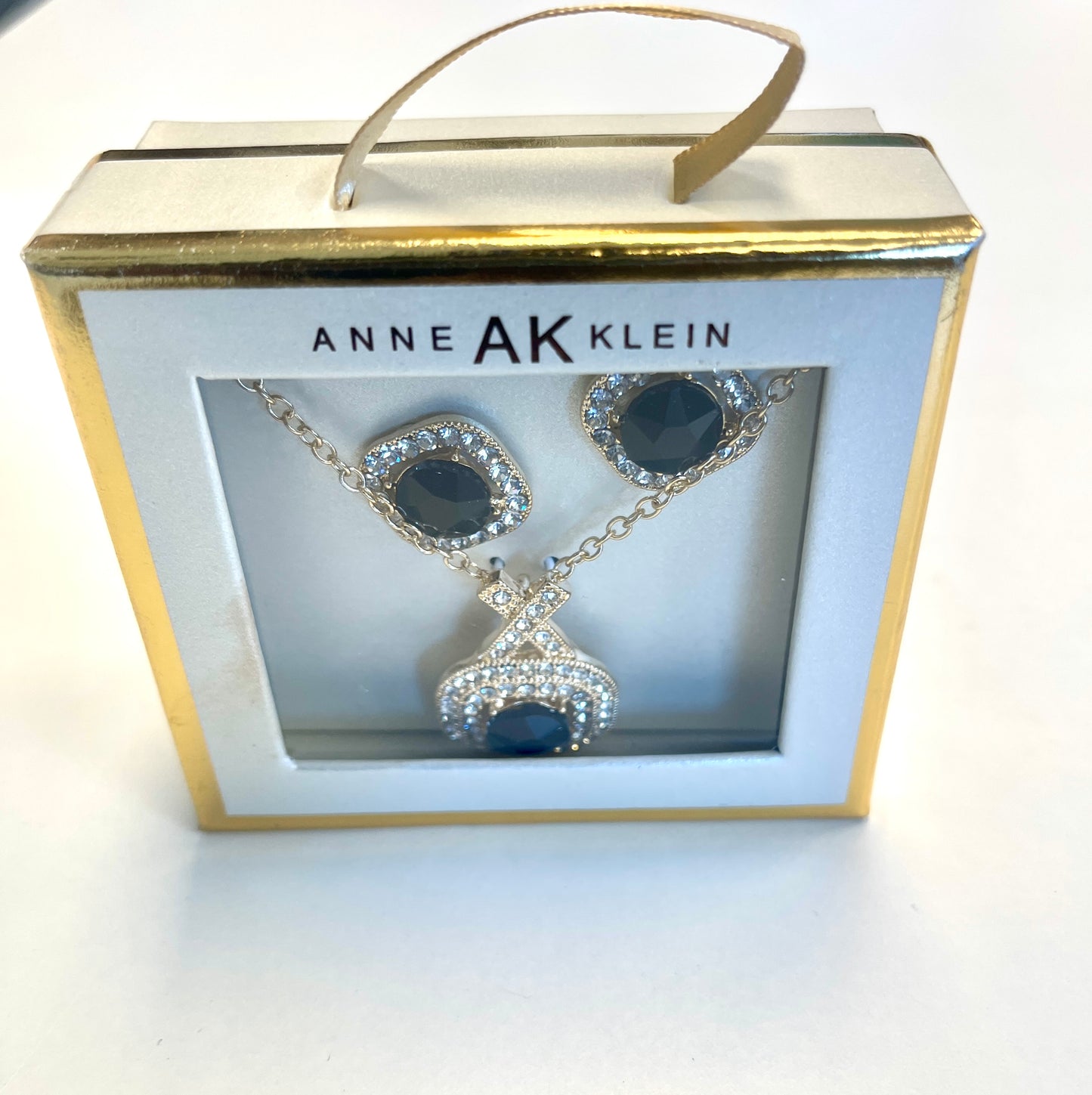 ANNE AK KLEIN - JEWELRY SET