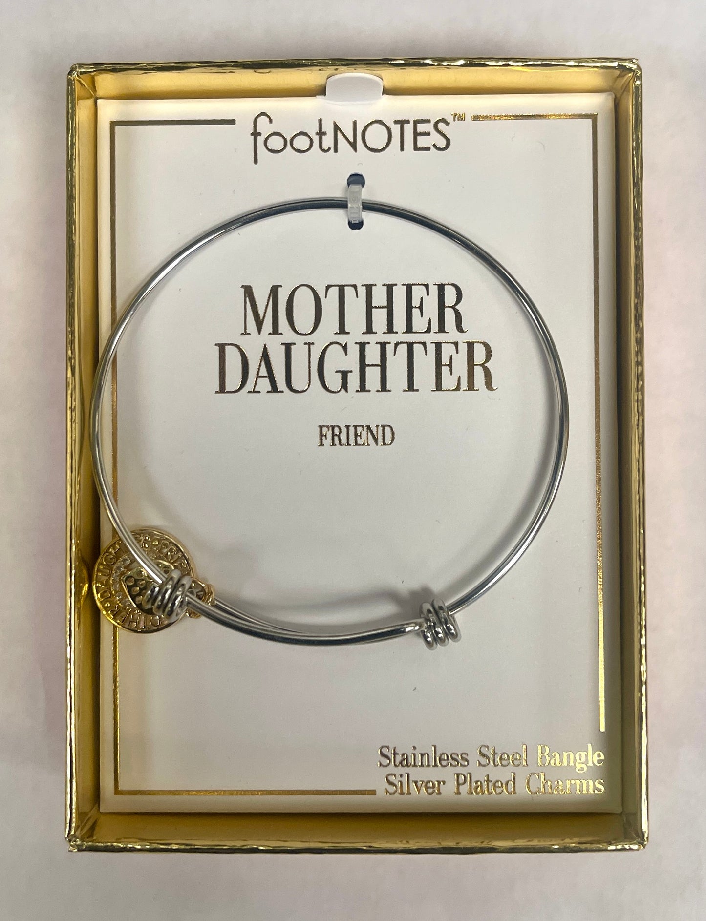 FOOTNOTES-MOM-You're-Queen Bee