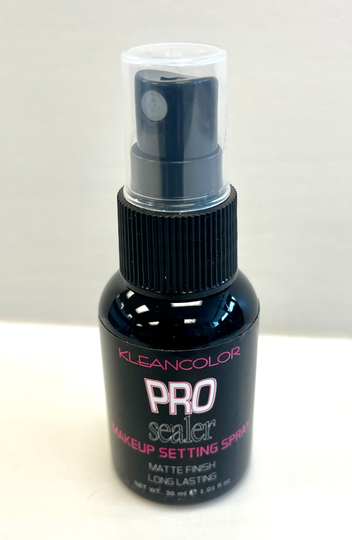 KLEANCOLOR -  Matte Finish Pro Sealer makeup setting spray