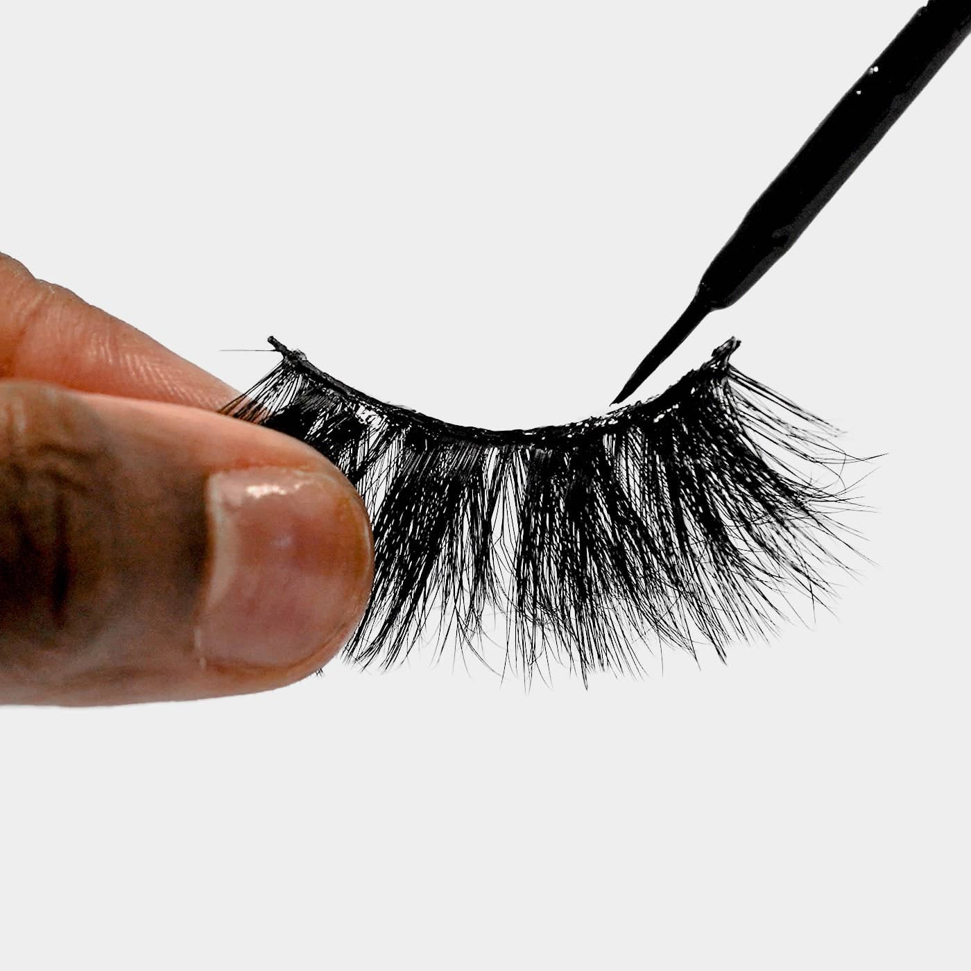 EBIN NEW YORK - GRIP BOND LASH ADHESIVE with ALOE - BLACK / BRUSH